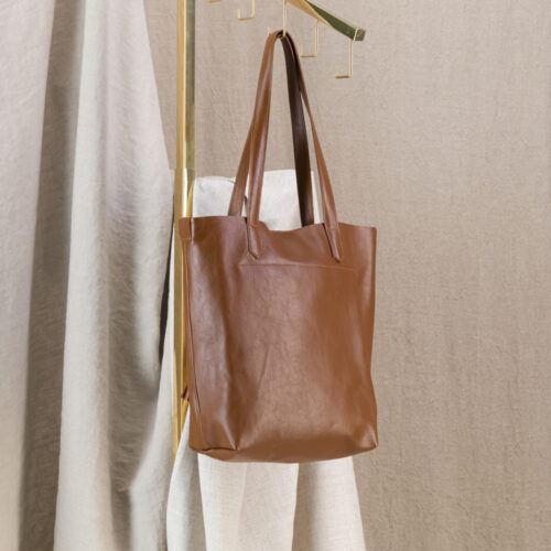 Genuine Leather Ladies handbag made by Journey Leather with pride in South Africa. Available with debossing monogramming personalisation of a name or initials